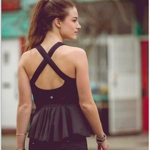 Lululemon Rare Peplum Tank Black 8 EUC